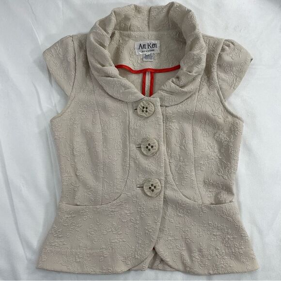 An Ren New York Small 3 Large Button Short Sleeve Blazer - Khaki - Ruffled - Picture 1 of 13